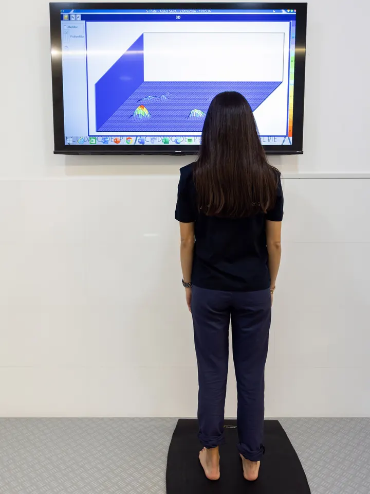 Estudio de la pisada sobre plataforma de presiones con el mapa de apoyo en pantalla